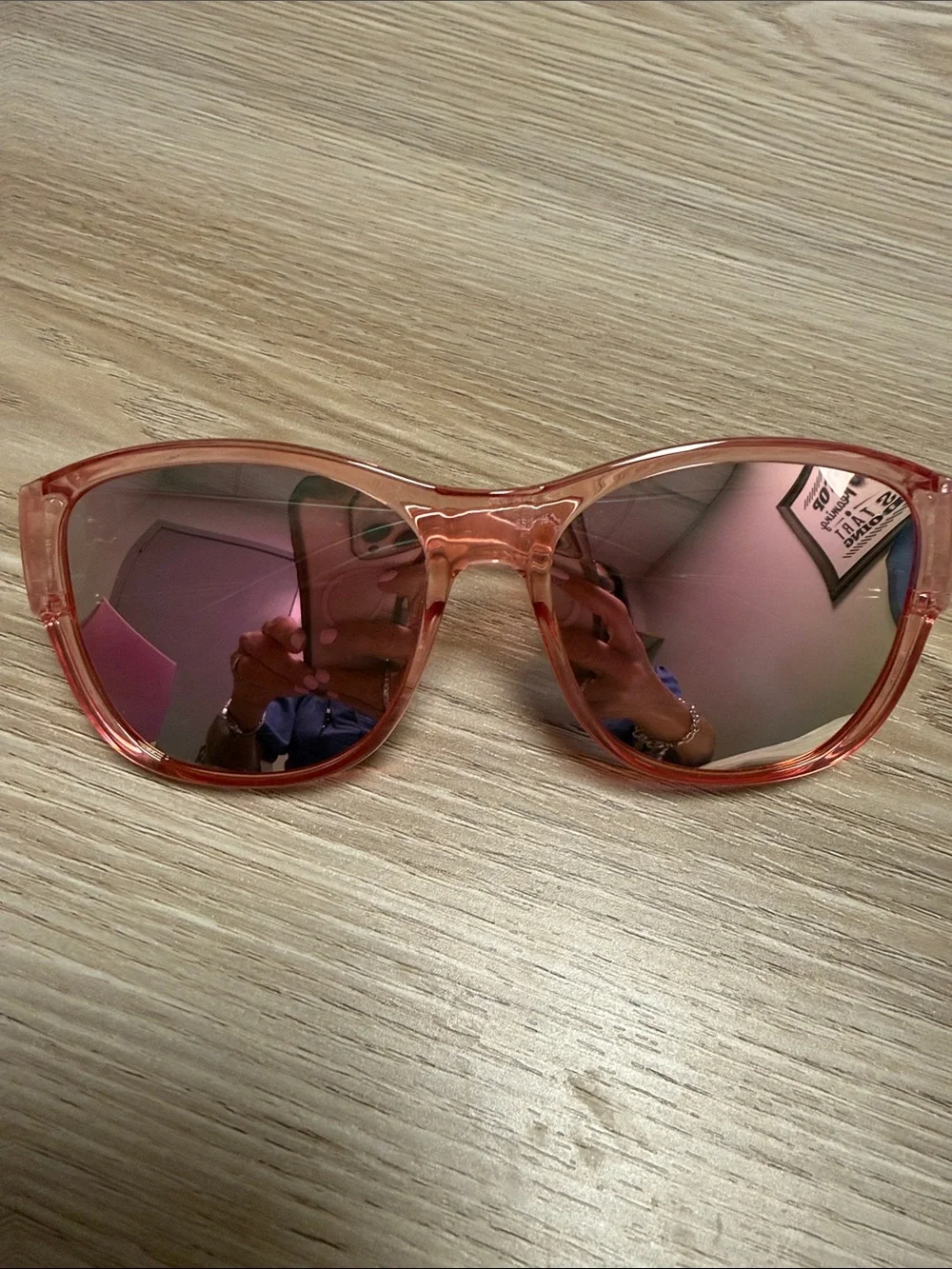 Myiaur new in box. Polarized Pink Frame Sunglasses with Pink Mirrored Lenses
